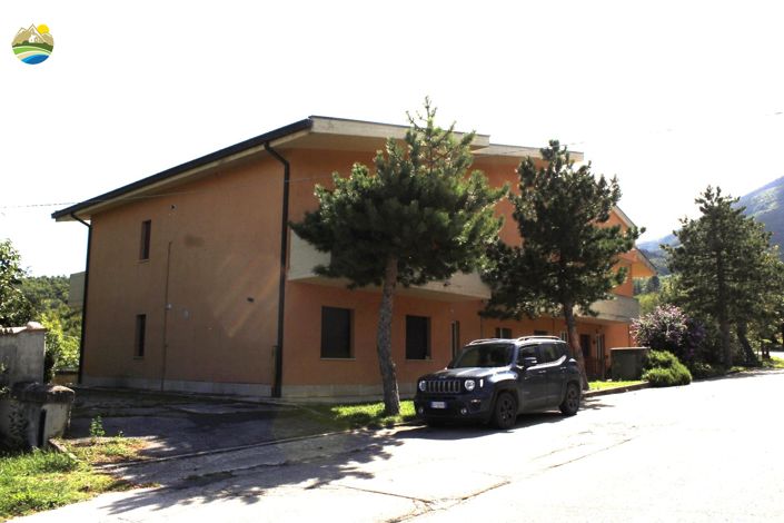 Image No.3-3 Bed Apartment for sale