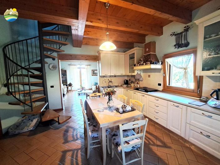 Image No.17-3 Bed Villa for sale