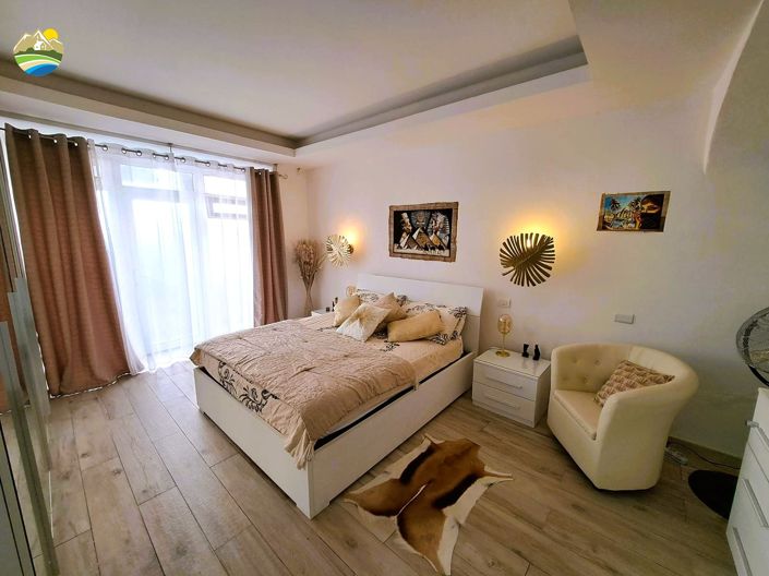 Image No.16-2 Bed Apartment for sale