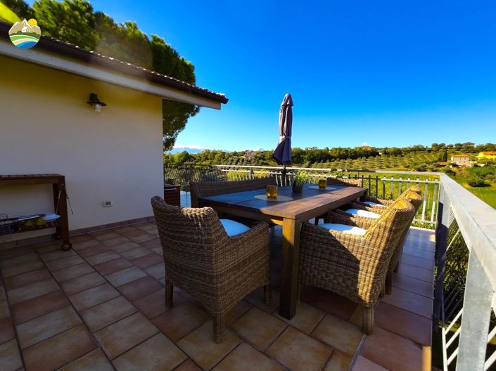 Image No.14-2 Bed Villa for sale