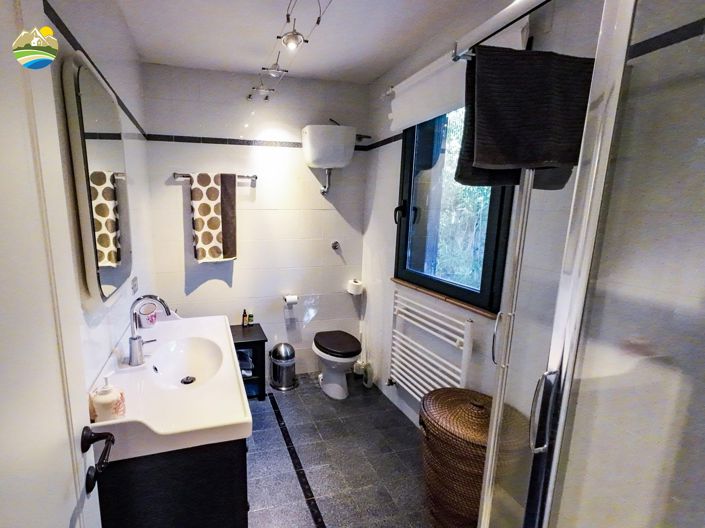 Image No.37-2 Bed Villa for sale