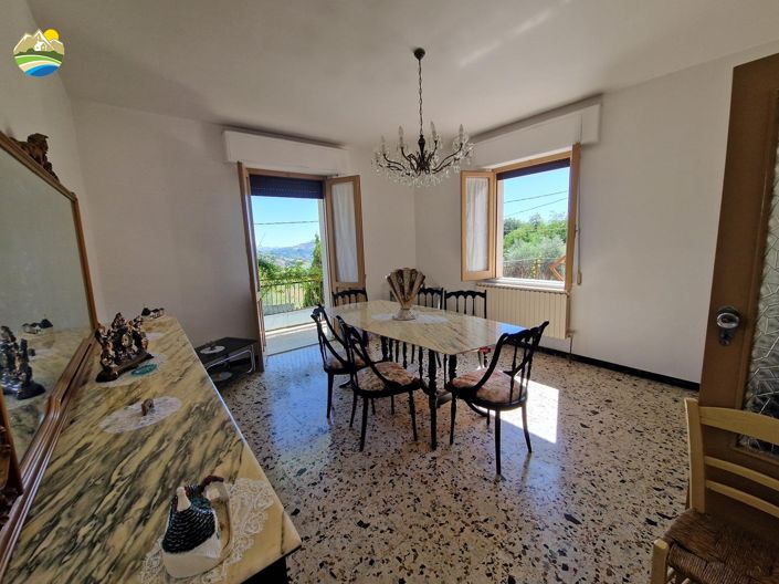 Image No.22-3 Bed Country House for sale