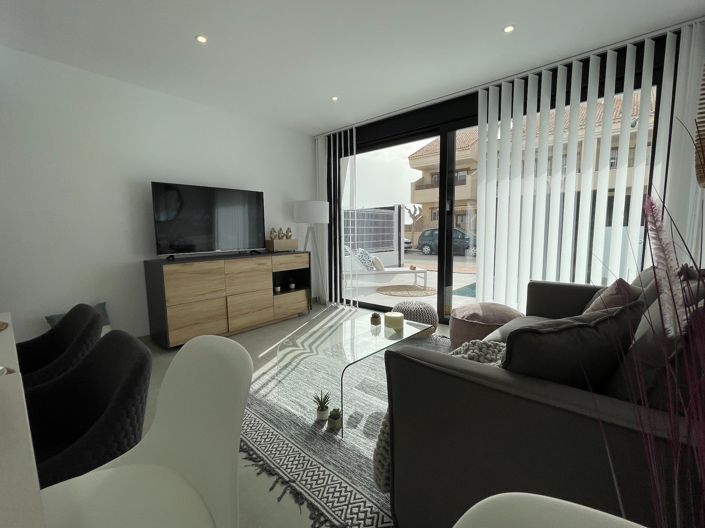 Image No.7-3 Bed Villa for sale