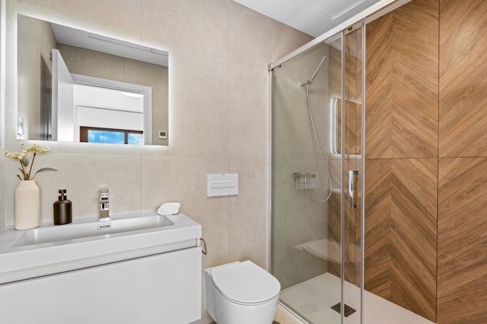 Image No.18-3 Bed Villa for sale