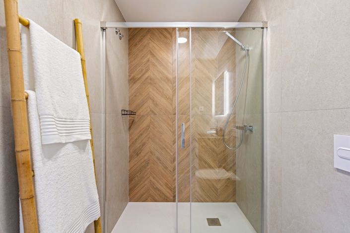 Image No.20-3 Bed Villa for sale