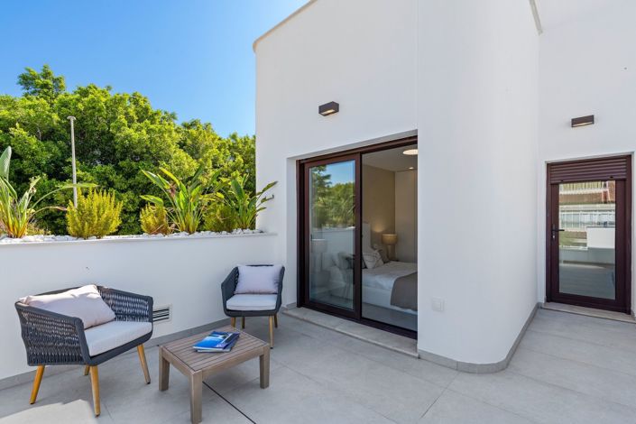 Image No.22-3 Bed Villa for sale