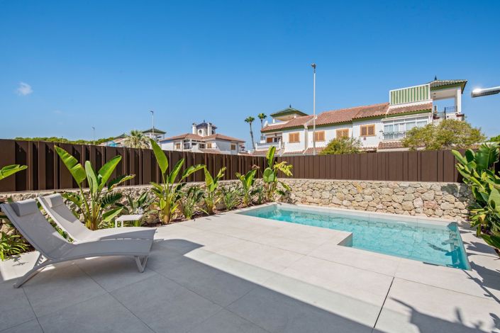 Image No.25-3 Bed Villa for sale