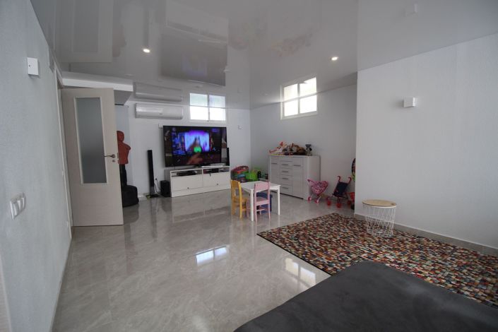 Image No.14-3 Bed Villa for sale