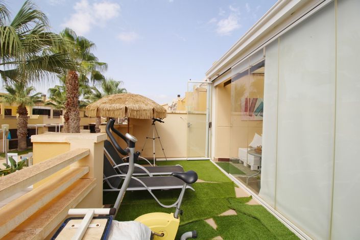 Image No.15-2 Bed Townhouse for sale