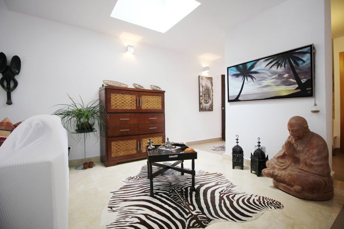 Image No.6-2 Bed Townhouse for sale