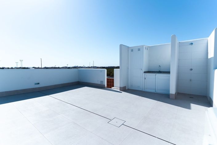 Image No.3-3 Bed Villa for sale