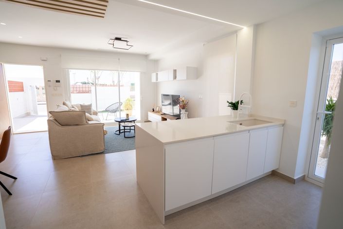 Image No.8-3 Bed Villa for sale