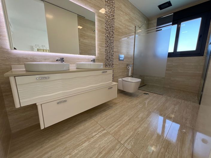 Image No.13-5 Bed Villa for sale