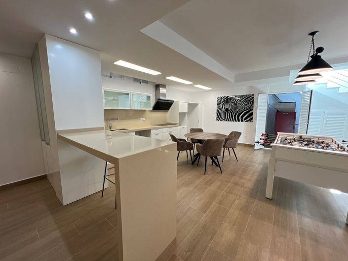 Image No.35-5 Bed Villa for sale