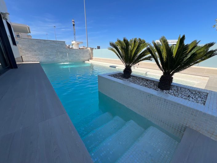 Image No.45-5 Bed Villa for sale