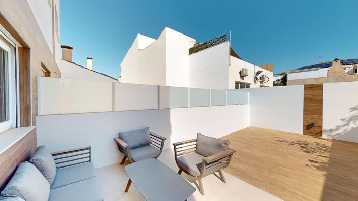 Image No.10-3 Bed Apartment for sale