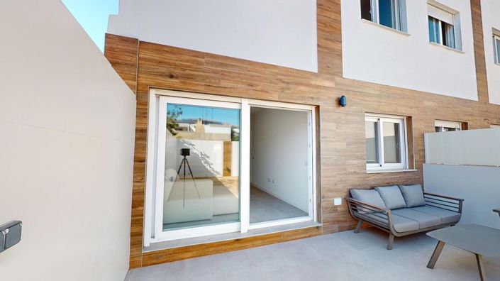 Image No.15-3 Bed Apartment for sale