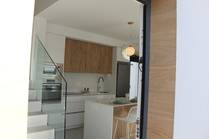 Image No.10-2 Bed Villa for sale