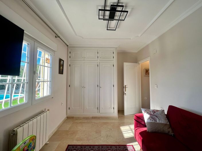 Image No.19-4 Bed Villa for sale