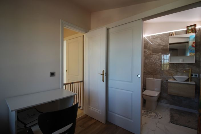 Image No.23-4 Bed Villa for sale