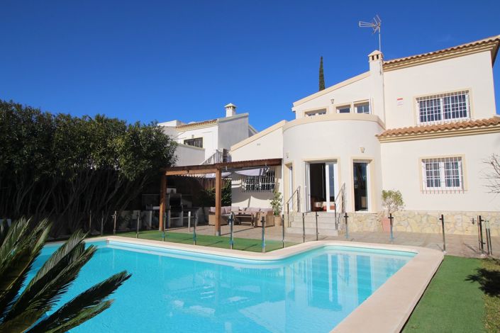 Image No.29-4 Bed Villa for sale