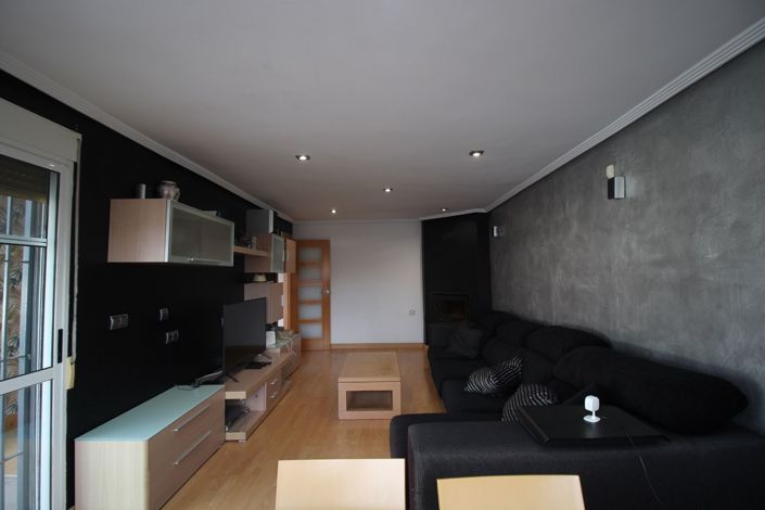 Image No.3-3 Bed Villa for sale