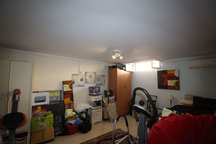 Image No.30-6 Bed Villa for sale