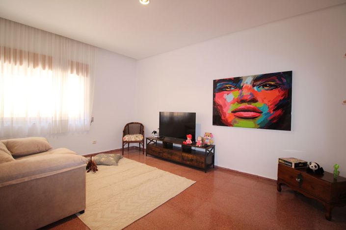 Image No.40-7 Bed Villa for sale