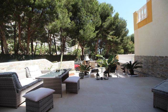 Image No.15-3 Bed Townhouse for sale