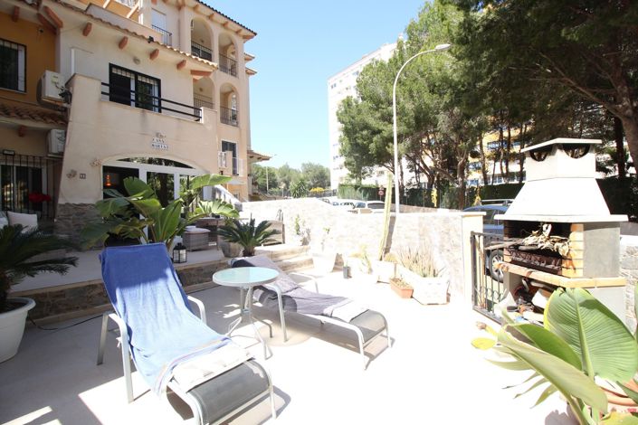 Image No.16-3 Bed Townhouse for sale