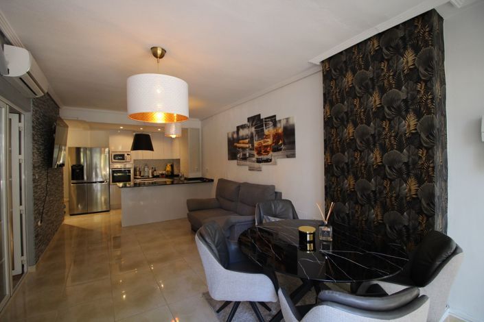 Image No.3-3 Bed Townhouse for sale