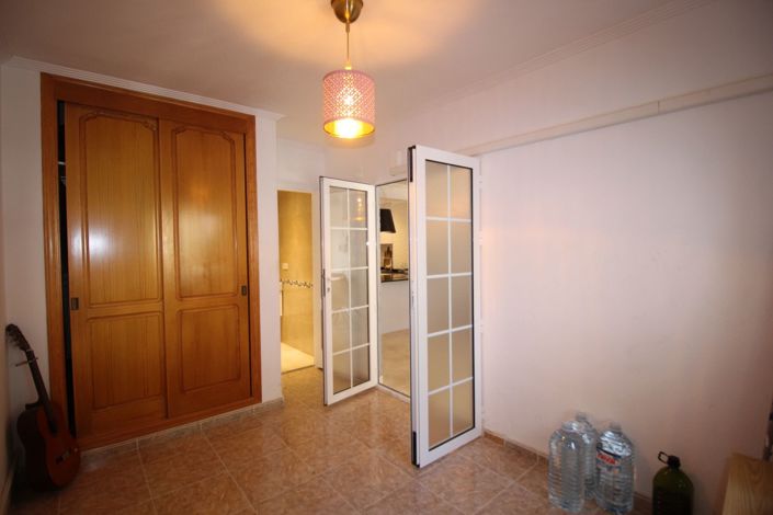 Image No.6-3 Bed Townhouse for sale