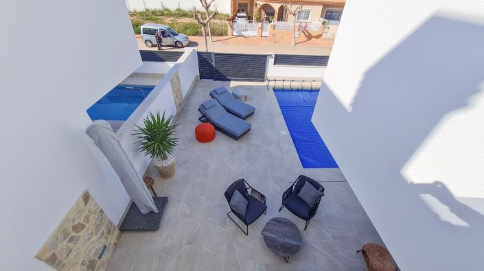 Image No.18-3 Bed Villa for sale