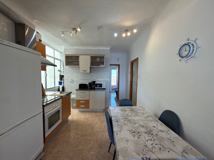 Image No.8-3 Bed Apartment for sale