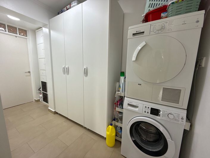 Image No.16-3 Bed Townhouse for sale