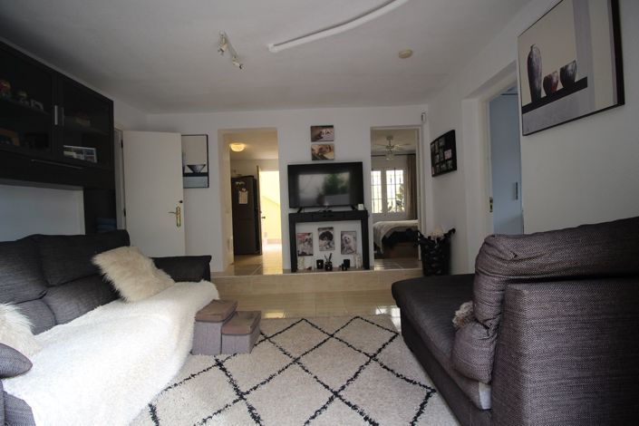 Image No.26-4 Bed Villa for sale