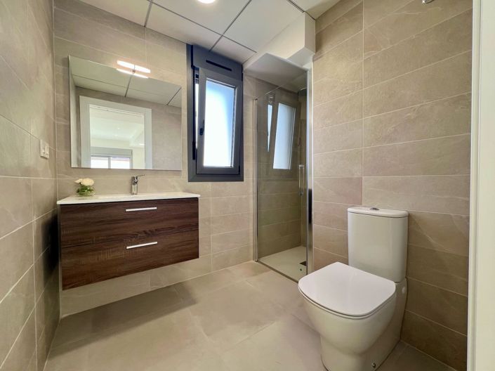 Image No.11-3 Bed Villa for sale