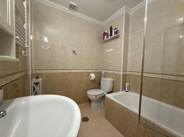 Image No.9-2 Bed Apartment for sale