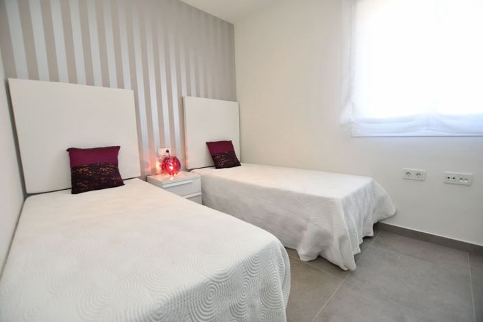 Image No.23-2 Bed Apartment for sale