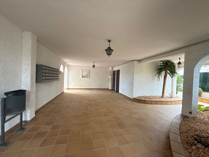 Image No.15-2 Bed Apartment for sale