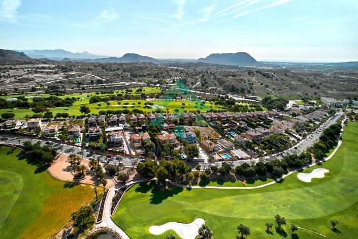 Image No.59-6 Bed Villa / Detached for sale