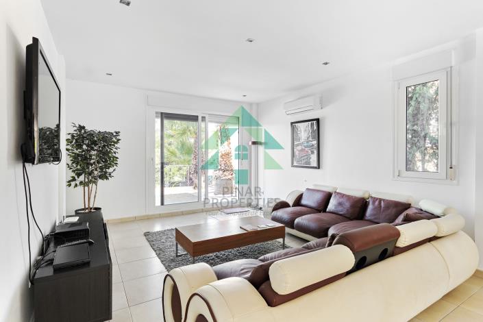 Image No.7-6 Bed Villa / Detached for sale