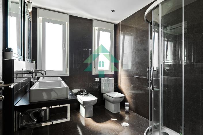 Image No.34-6 Bed Villa / Detached for sale