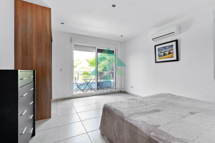 Image No.36-6 Bed Villa / Detached for sale