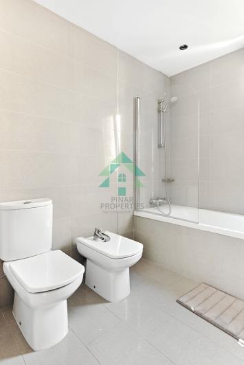 Image No.30-6 Bed Villa / Detached for sale