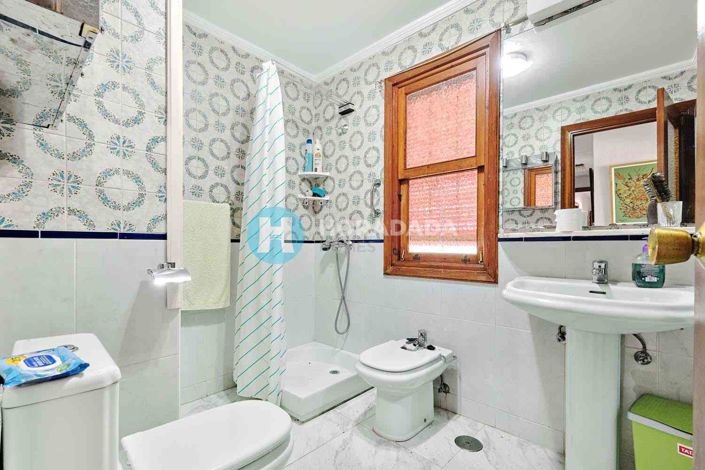 Image No.26-4 Bed Villa for sale