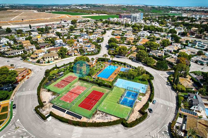 Image No.35-4 Bed Villa for sale