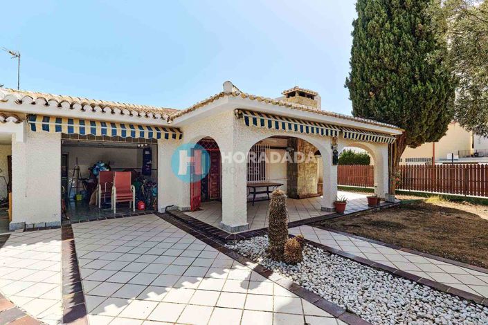 Image No.47-4 Bed Villa for sale