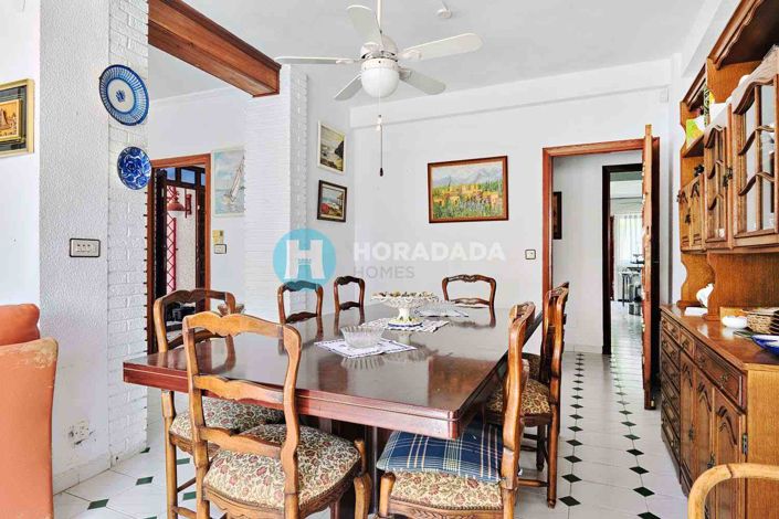 Image No.6-4 Bed Villa for sale