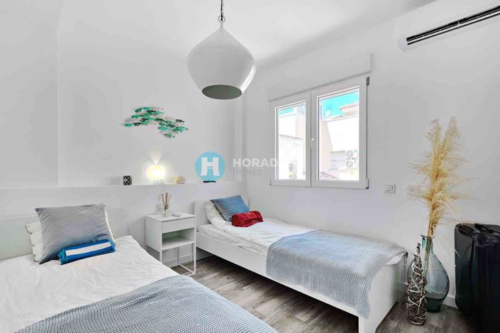 Image No.13-2 Bed Townhouse for sale